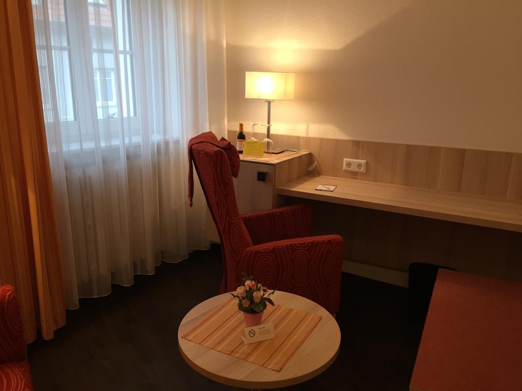 Hotel Rose Heidelberg Inklusive Fruehstueck & Saunanutzung Bilik gambar