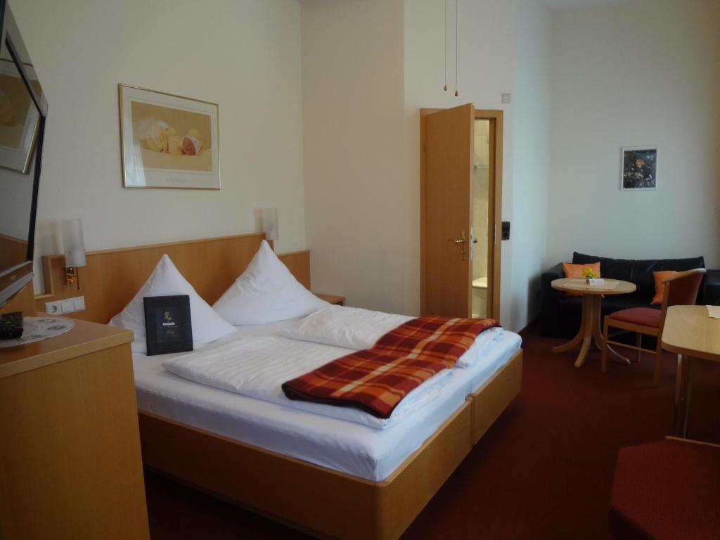 Hotel Rose Heidelberg Inklusive Fruehstueck & Saunanutzung Bilik gambar