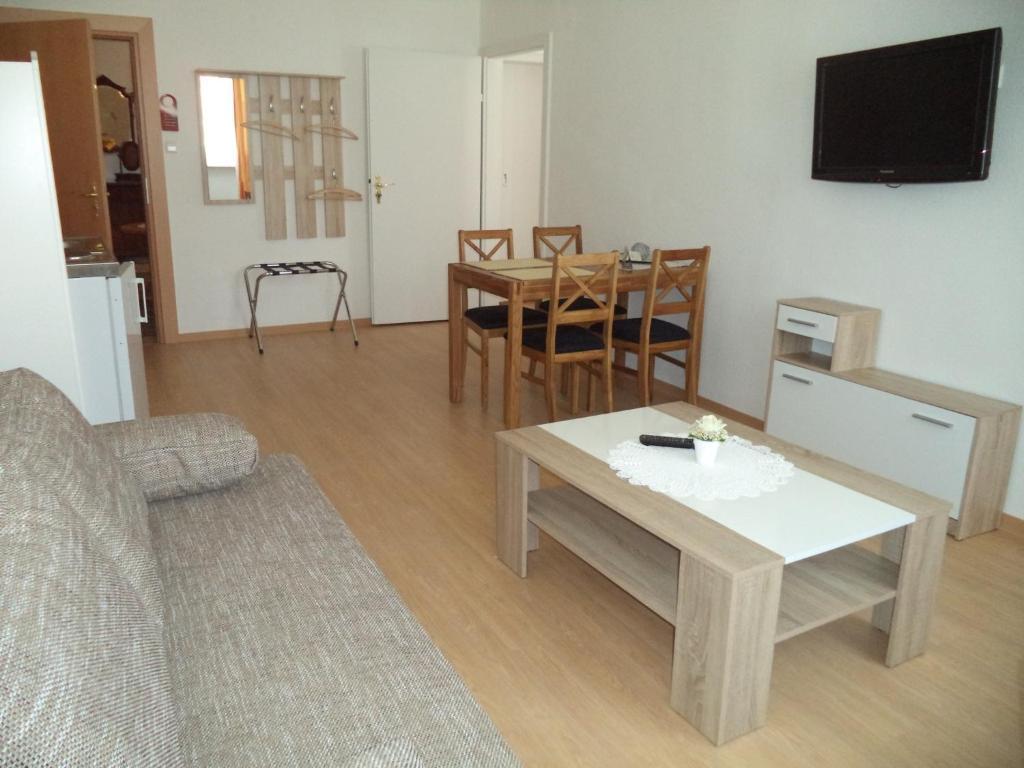 Hotel Rose Heidelberg Inklusive Fruehstueck & Saunanutzung Luaran gambar